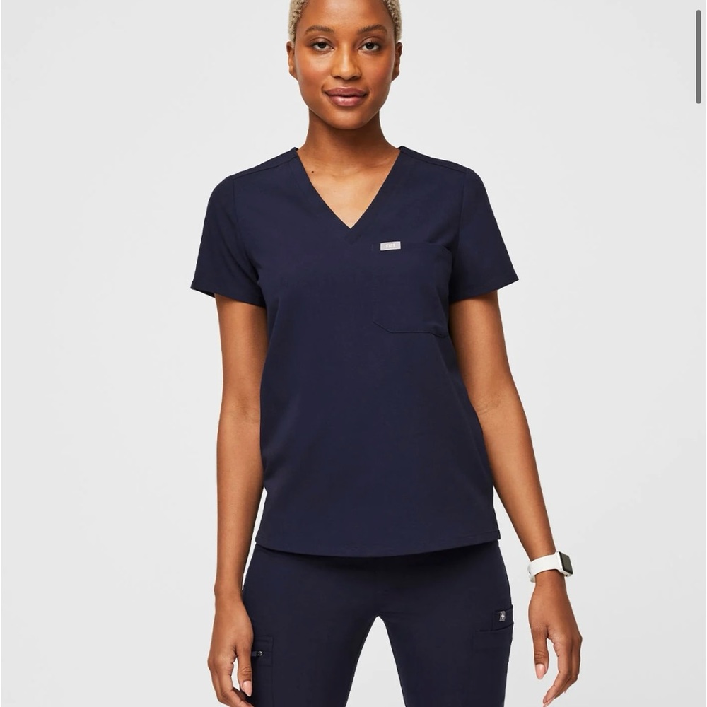 Navy Large FIGS Catarina One Scrub Top